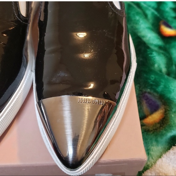 Metallic pointed toe flats - Picture 6 of 8